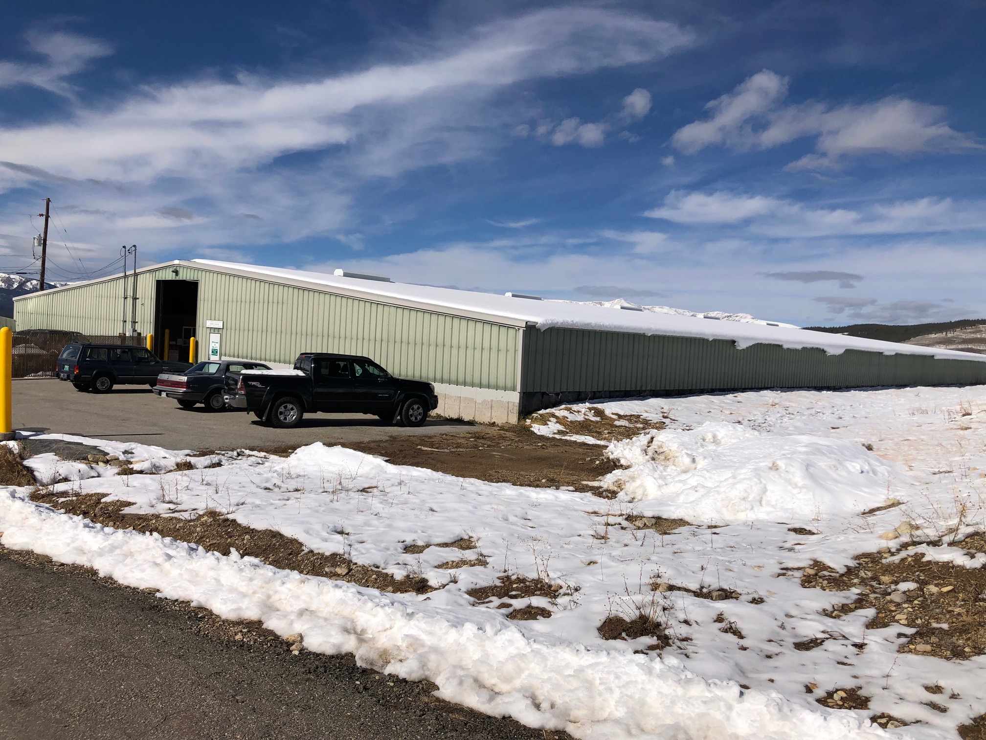 Big Al's storage access lane photo